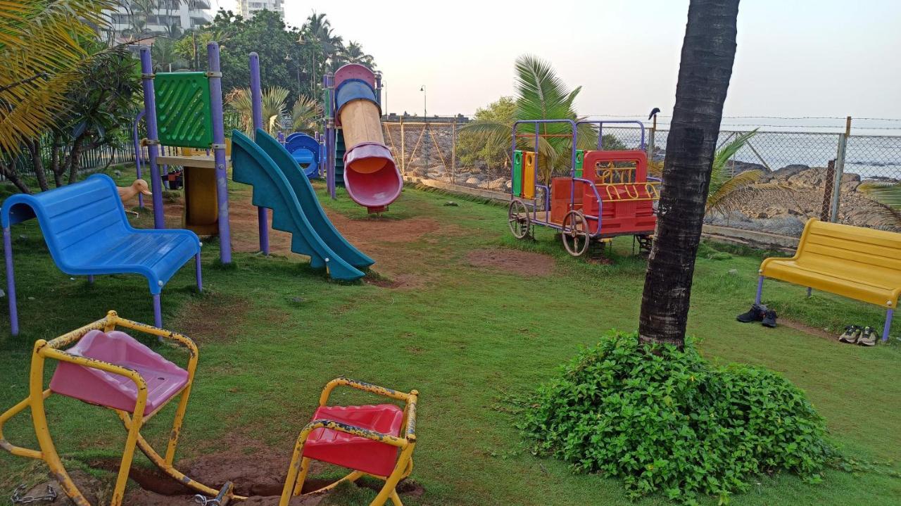 شقة Cozy Private Ac Studio By The Sea Bandstand Bandra W Mumbai Nr Taj Lands End المظهر الخارجي الصورة