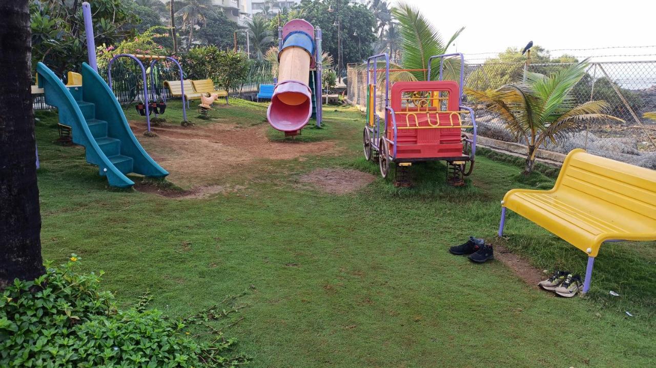 شقة Cozy Private Ac Studio By The Sea Bandstand Bandra W Mumbai Nr Taj Lands End المظهر الخارجي الصورة