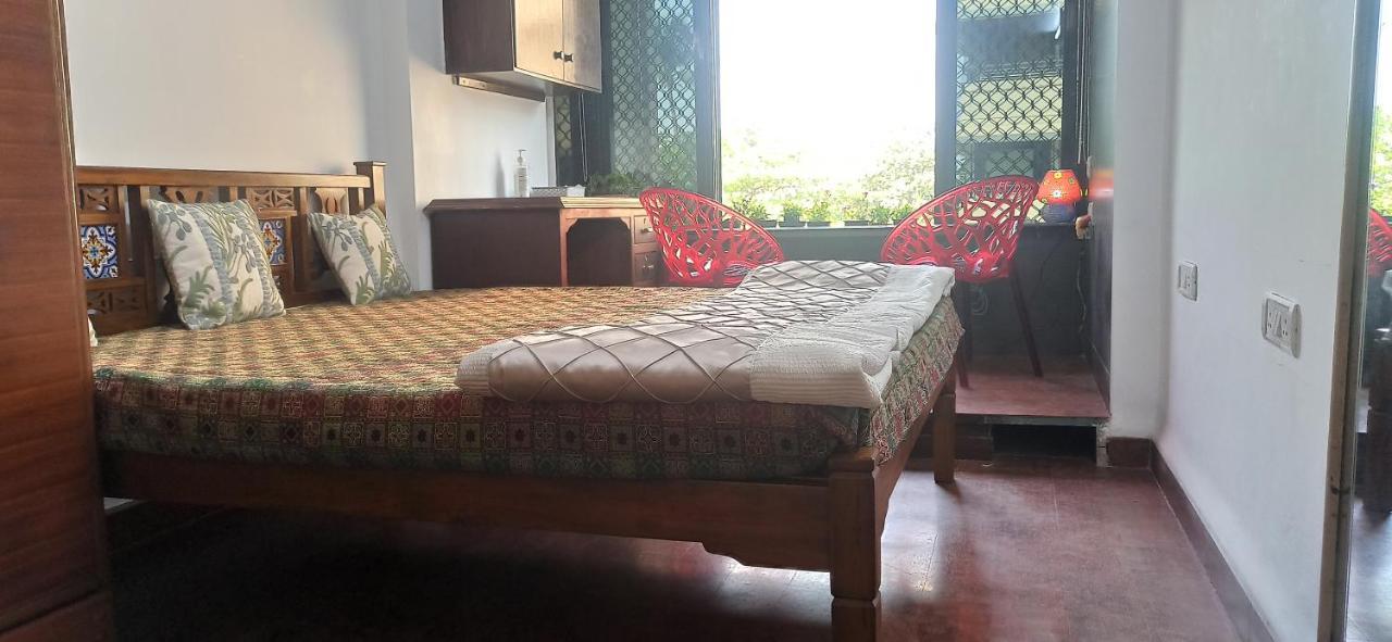شقة Cozy Private Ac Studio By The Sea Bandstand Bandra W Mumbai Nr Taj Lands End المظهر الخارجي الصورة
