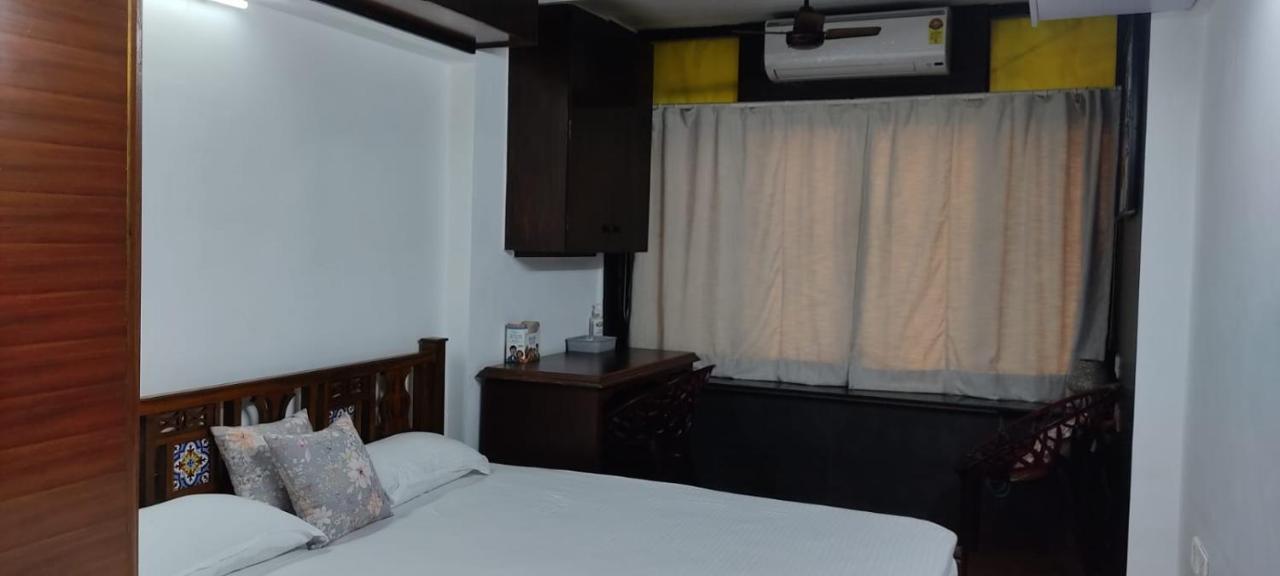شقة Cozy Private Ac Studio By The Sea Bandstand Bandra W Mumbai Nr Taj Lands End المظهر الخارجي الصورة